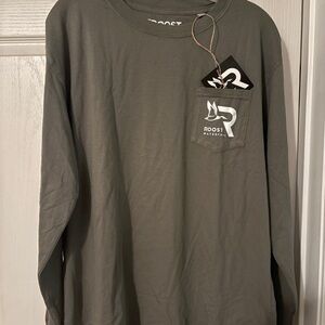 Roost Long-Sleeve Pocket Tee with Sasquatch in Olive NWT - Size Medium